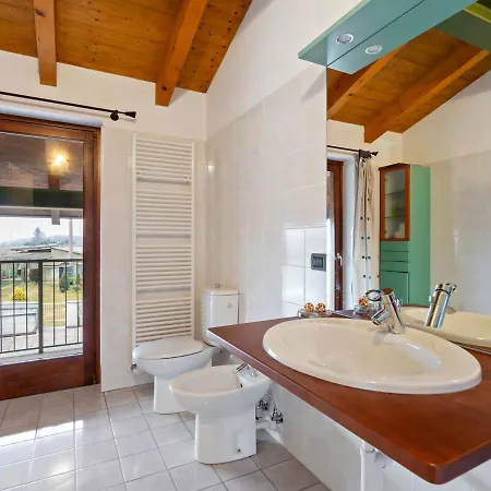 Belvilla By Oyo Secluded With Balcony * Romagnano Sesia